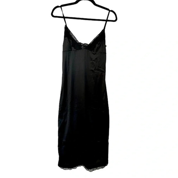 Rosedress Dresses & Skirts - Rosedress Women's Black V-Neck Lace Satin Slip Dress with Straps Size M NWT